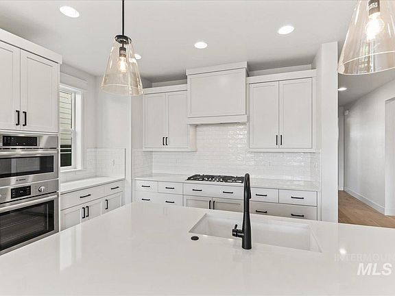 4th image of 6731 N Magic Mallard Ave