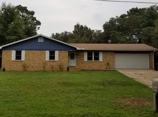 8320 Mesquite Dr, Pensacola, FL 32526