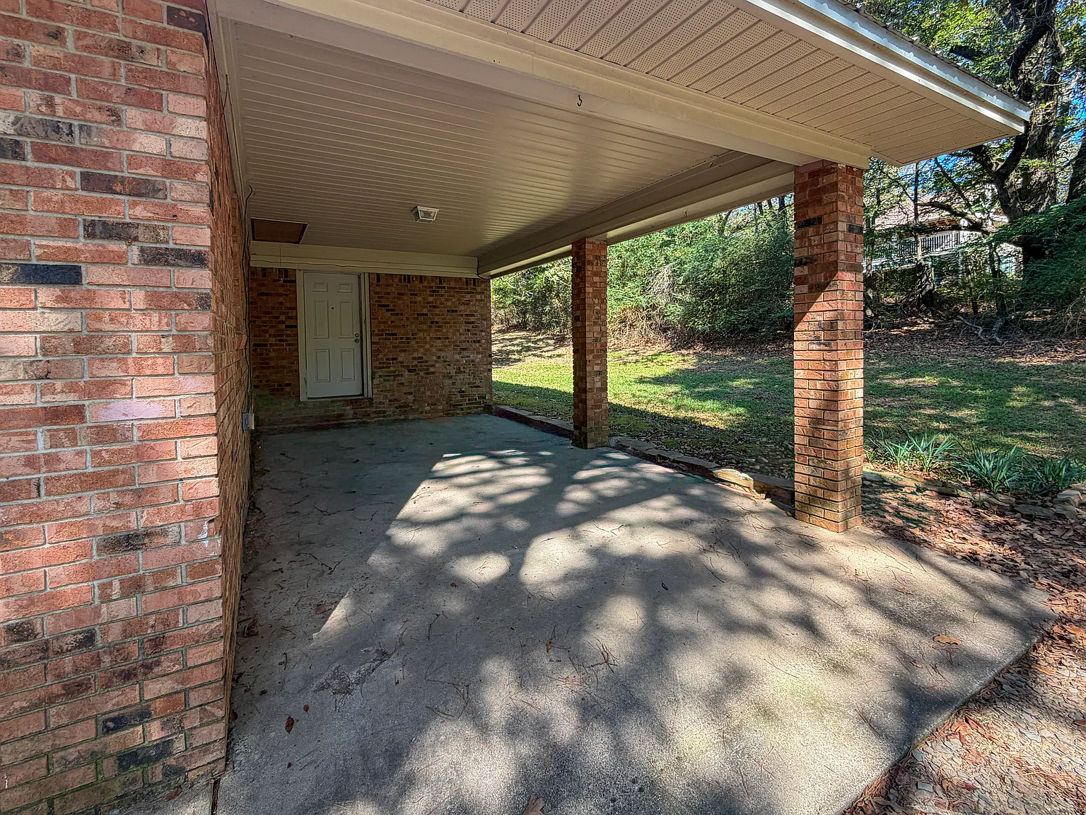 3 bed, 1268 sqft, $1,400 — Photo 4