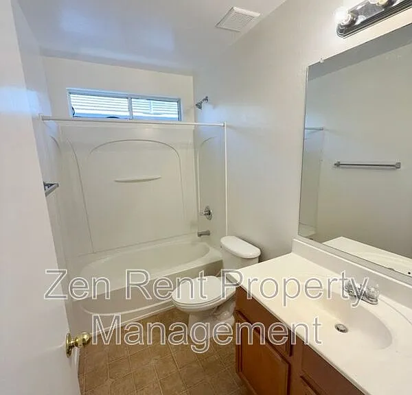 4237 E Windsor Dr — Photo 6