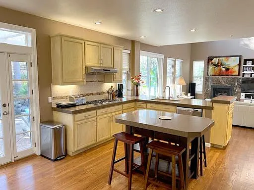 41 Presidio Dr — Photo 17