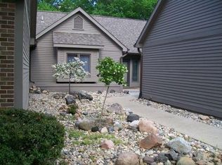 4602 Cottonwood Dr, Ann Arbor, MI 48108