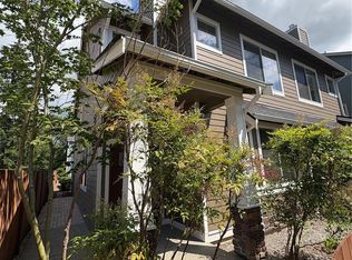 14522 15th Ave W #B, Lynnwood, WA 98087