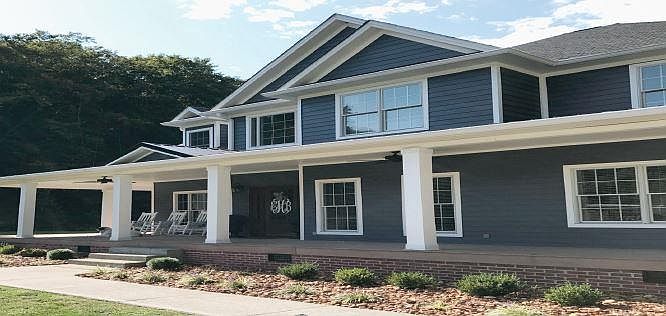 1st image of 147 Spruce Ln