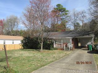 2001 Weststone Dr, Charlotte, NC 28208