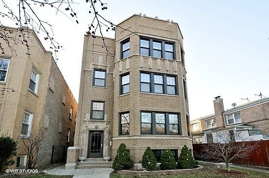 1st image of 6150 N Rockwell St APT 2