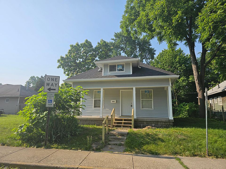 1st image of 3001 E 19th St