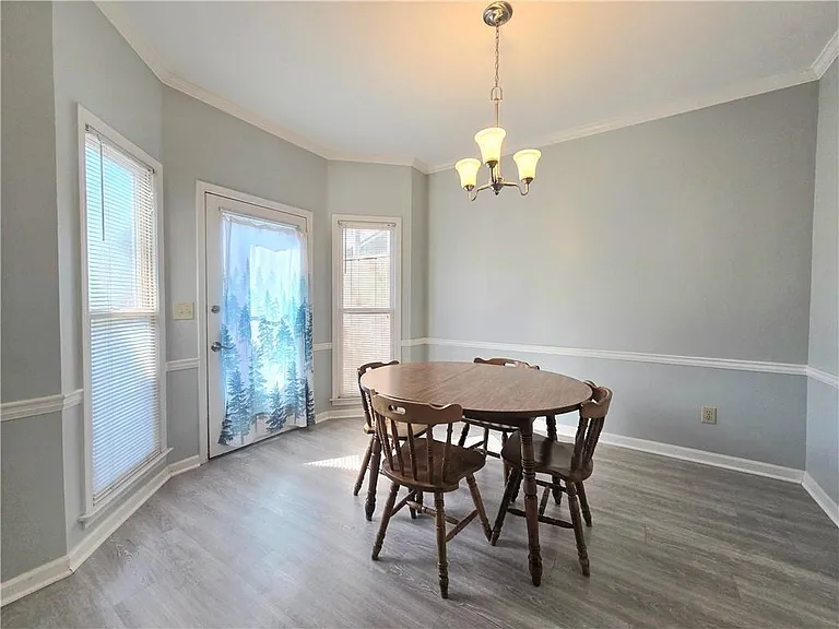 1426 Cambridge Cmn — Photo 5