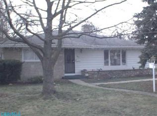 57 S James Rd, Columbus, OH 43213