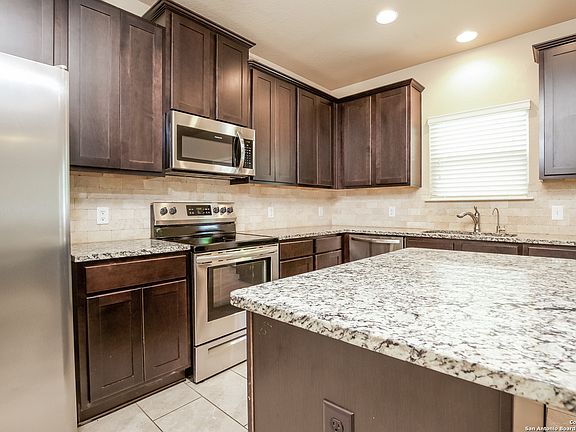 3rd image of 1413 SWEET BAY DR