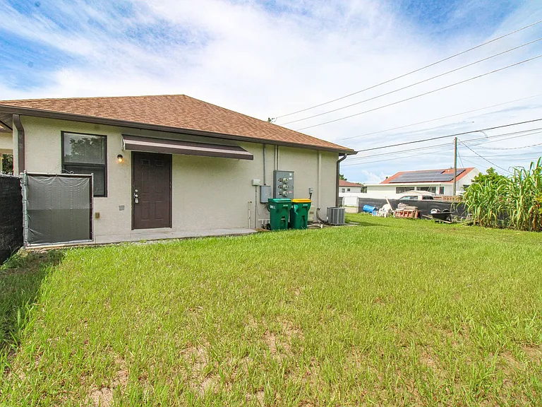 2861 Tropicana Blvd — Photo 14