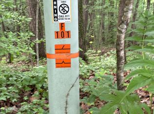 101 Nathan Ln, Oak Ridge, TN 37830