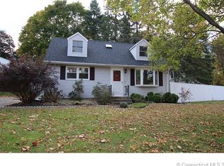3 Beechwood Dr, Wallingford, CT 06492