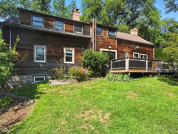 5th image of 442 S Ohioville Road