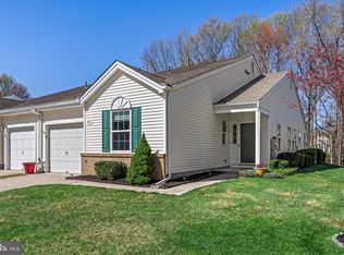 11 Bittersweet Pl, Mount Laurel, NJ