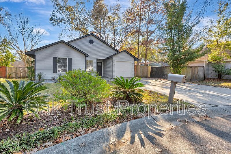 1st image of 8335 Weyhill Ct