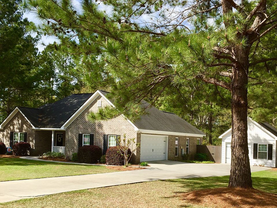 1st image of 115 Sweet Briar Trl