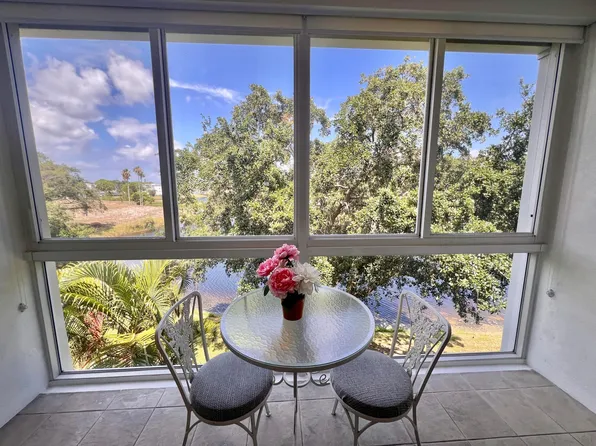 432 Grantham #B, Deerfield Beach, FL 33442