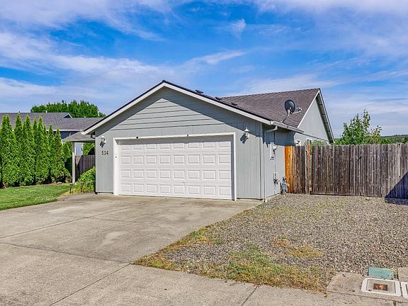 3rd image of 534 Westminster Dr