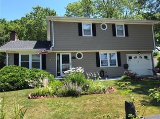 42 Westminster St, Westerly, RI 02891