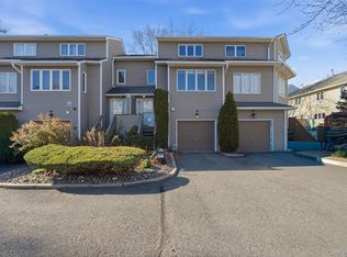 87 Village Green, Bardonia, NY 10954