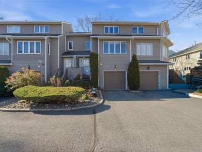 87 Village Green, Bardonia, NY, 10954