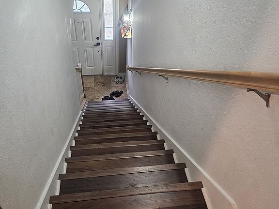 5th image of 104 N Lady Mary Dr