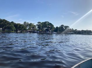 127 N Lake George Dr, Georgetown, FL 32139