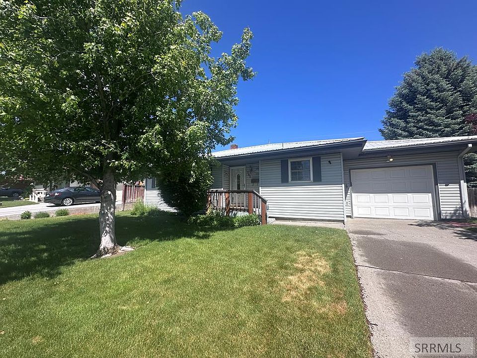 1st image of 782 Reed Ave