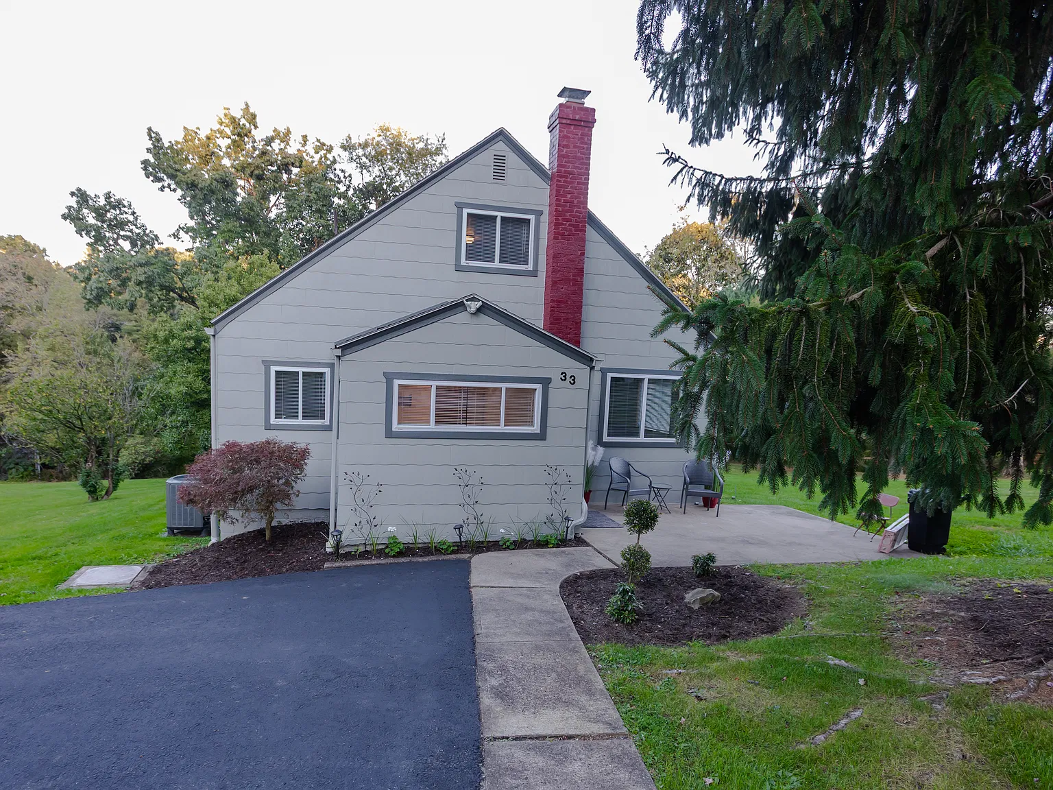 2 bed, 1458 sqft, $2,000 — Photo 2