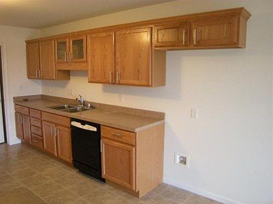 3rd image of 9545 Luebcke Ln E