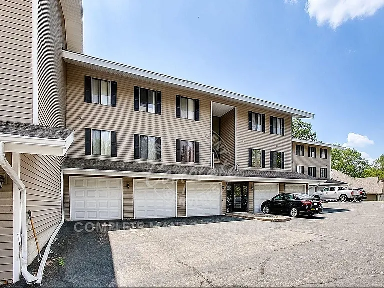 14325 Fairway Dr — Photo 15