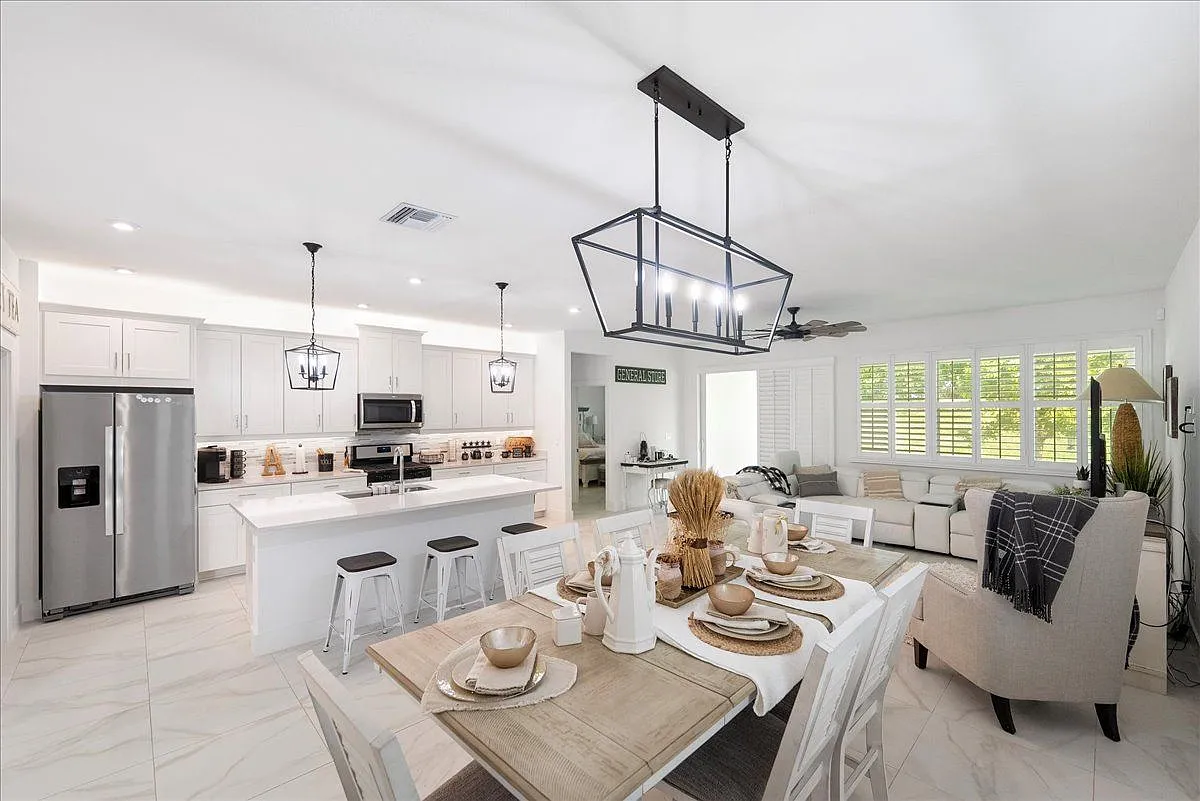 2 bed, 2.5 bath, 1878 sqft, $3,000 — Photo 3