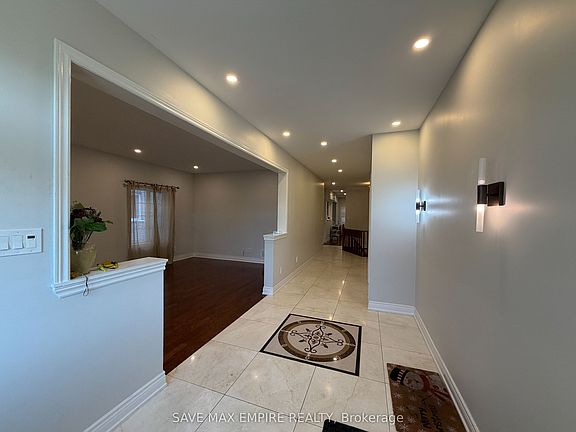 3rd image of 2596 N Ridge Trl