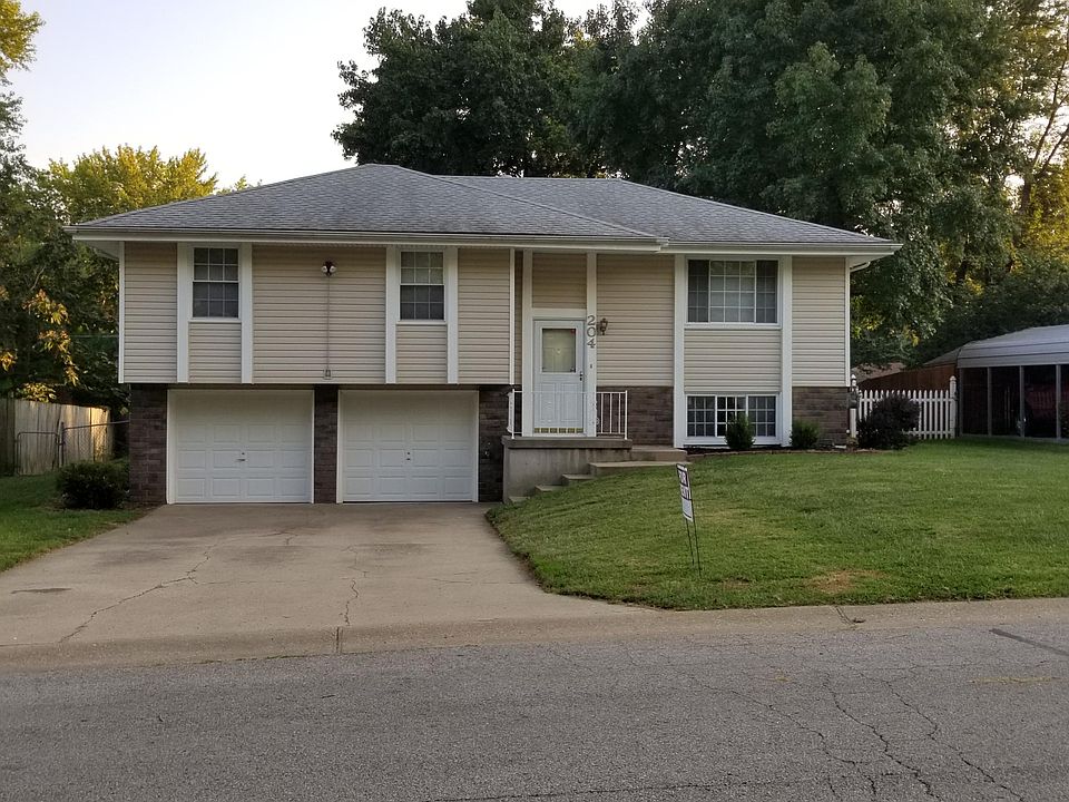 204 SW Gladstone Dr.