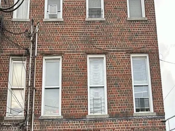 62 Avenue U, Brooklyn, NY 11223