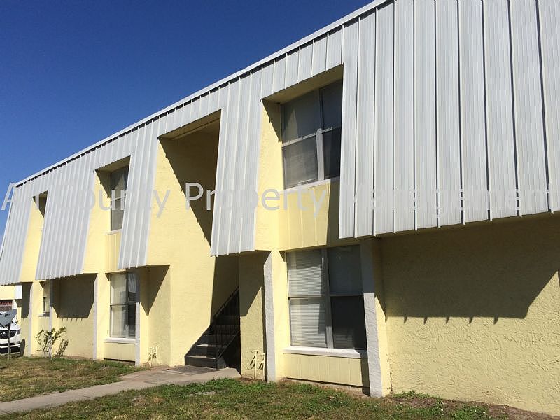 1st image of 7450 35th St N APT 904
