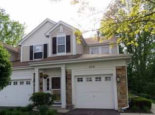 4341 Waters Edge Dr, Island Lake, IL 60042
