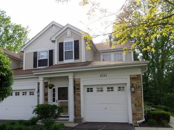 4341 Waters Edge Dr, Island Lake, IL 60042