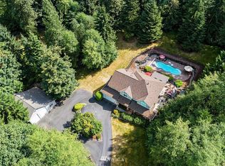 11712 338th Ave NE, Carnation, WA 98014