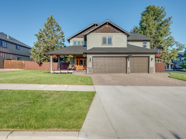 3259 NE Sandalwood Dr, Bend, OR 97701