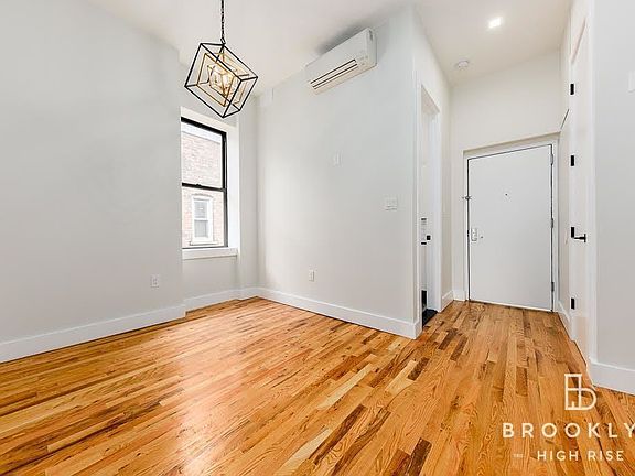4th image of 1671 Lincoln Pl #Bb2