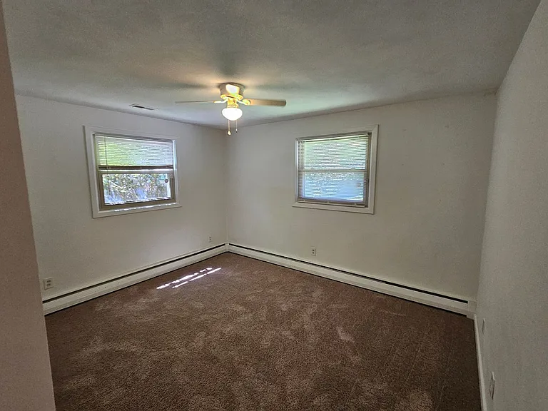 1812 Ashley Dr — Photo 14