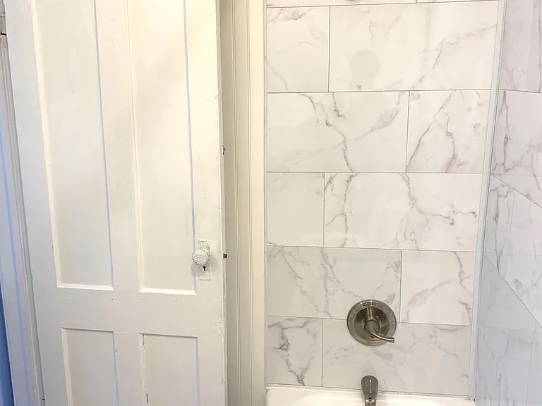 30 S Clinton Ave #4 — Photo 8