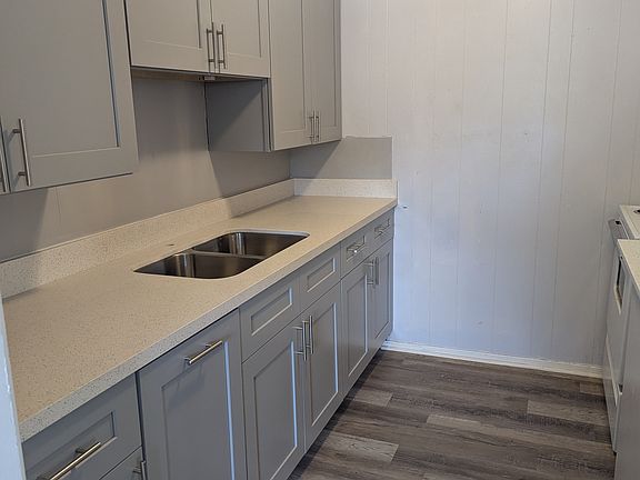 2nd image of 1311 1/2 21st St #1