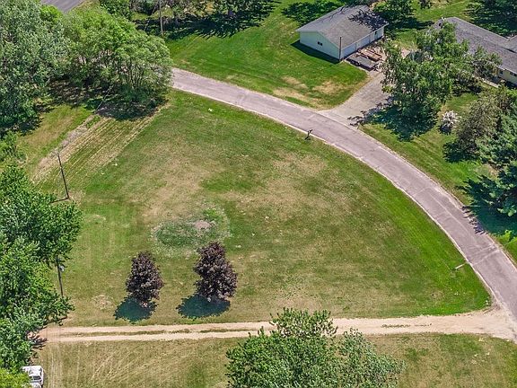2nd image of .43 Acres N Oak Crest Drive
