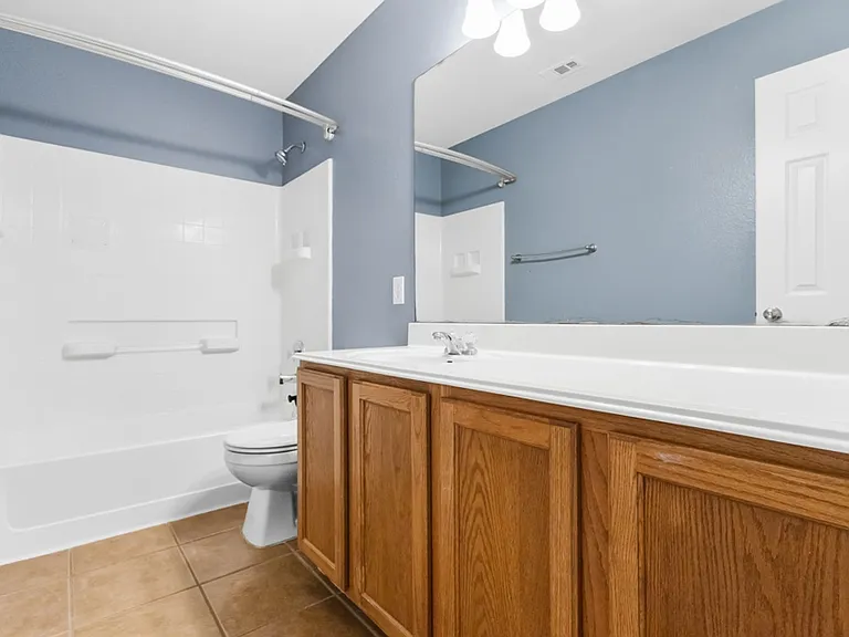 157 Carmel Dr — Photo 21