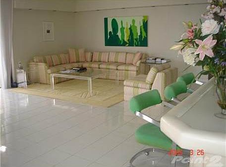 4th image of 19667 Turnberry Way APT 4K
