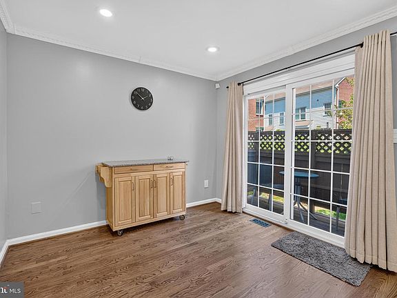 4th image of 4659 Lambert Dr