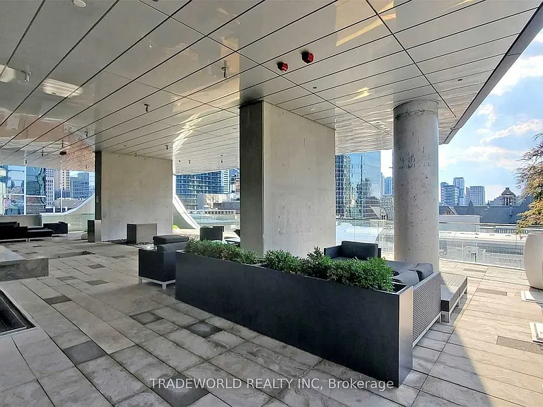 197 Yonge St #2909 — Photo 34